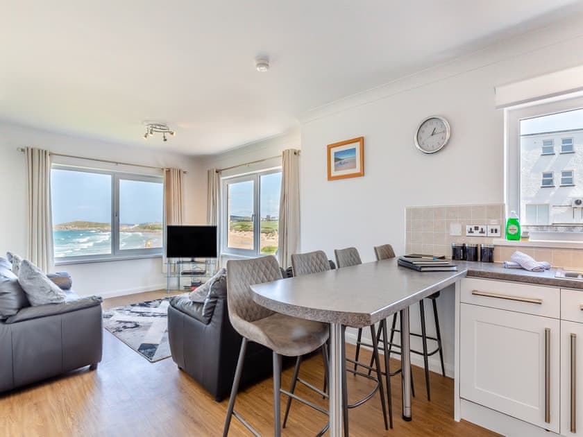Open plan living space | 7 Waters Edge - Waters Edge, Newquay