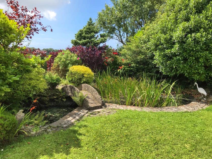 Patio | Capel Berseba, Tudweiliog