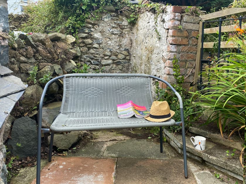 Sitting-out-area | 1 Bronrallt, Penmaenmawr, near Conwy
