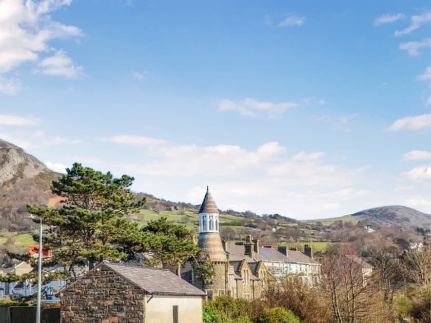 Surrounding area | 1 Bronrallt, Penmaenmawr, near Conwy