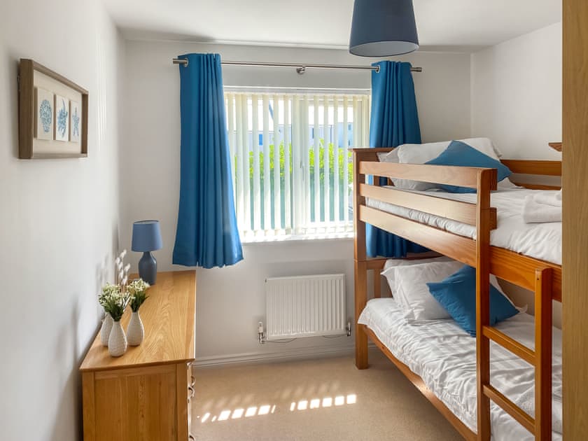 Twin bedroom | Blissful Ocean Breeze, Perranporth