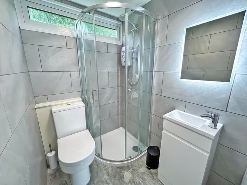 Shower room | Elmrise View, Llangain
