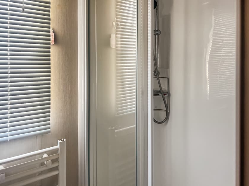 Bathroom | Oaks, Porthcawl