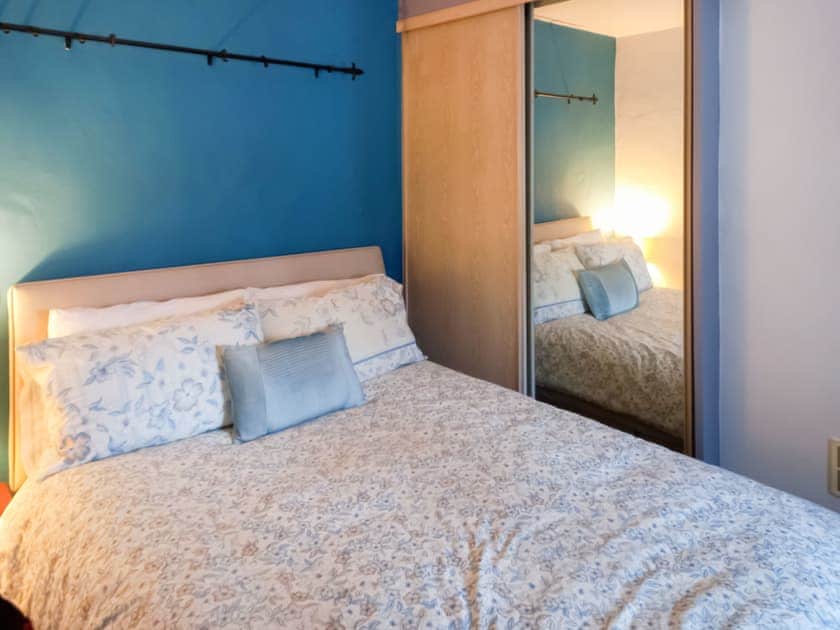 Double bedroom | Bryn Amlwg, Llanrwst
