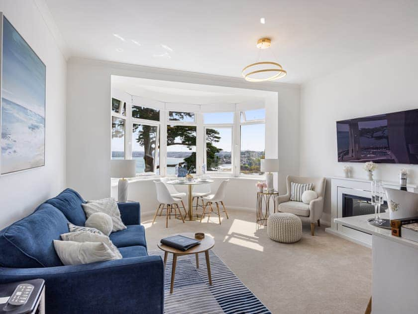 Living area | Tides Reach, Torquay Seafront