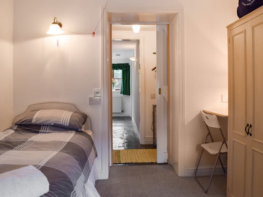 Single bedroom | Forge Masters Cottage - Forge Mill Farm, Middlewich