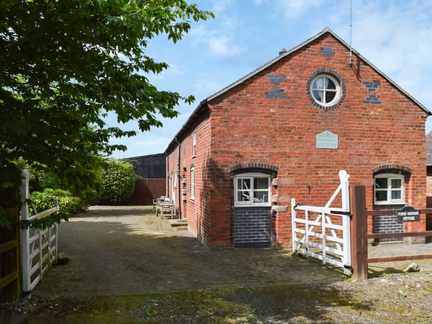 Exterior | Forge Masters Cottage - Forge Mill Farm, Middlewich