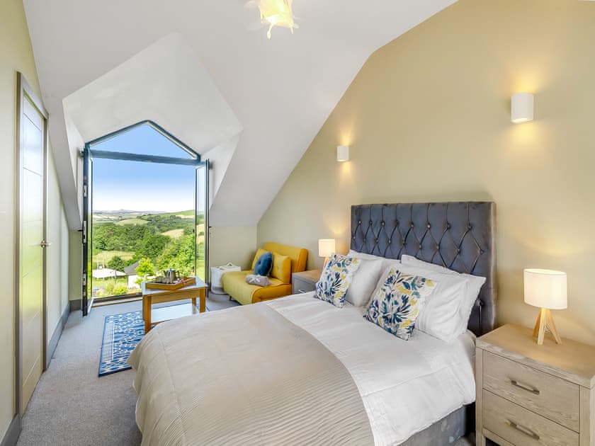 Double bedroom | Island Yard, Moreleigh