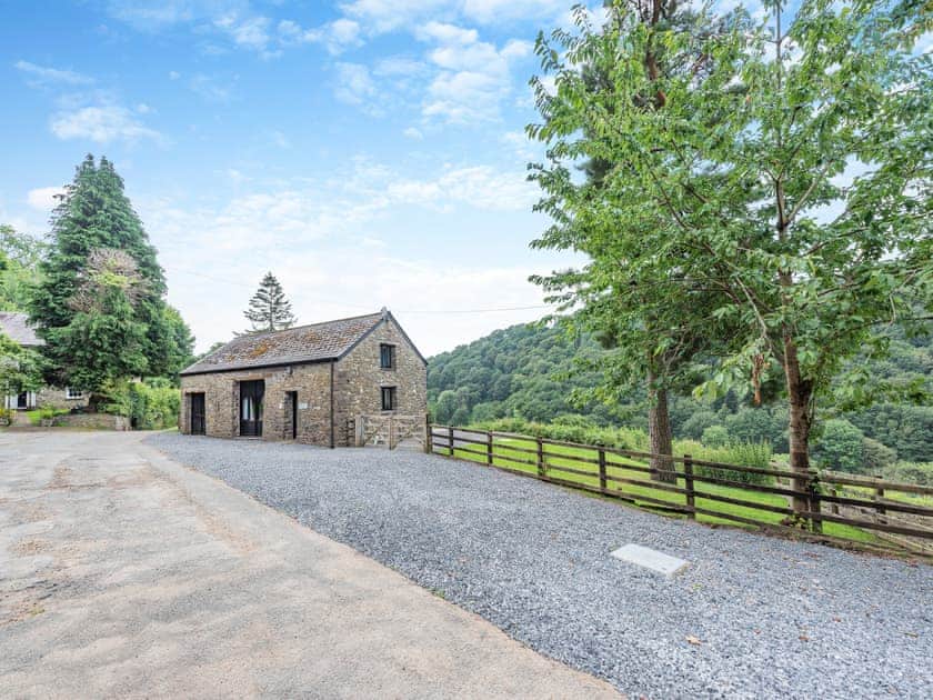 Exterior | Rhyblid Fach, Myddfai, Llandovery