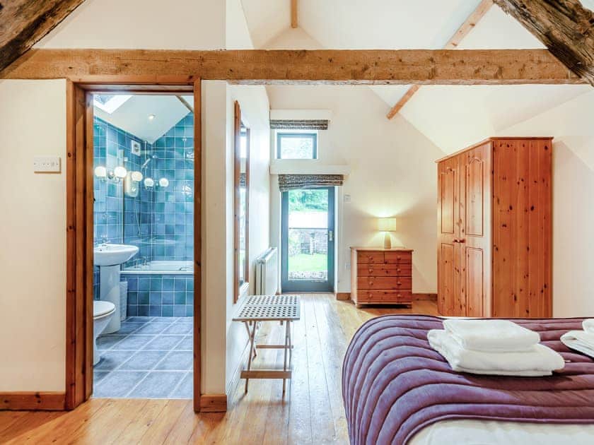 Double bedroom | Ysgubor Fawr - Cennen Cottages at Blaenllynnant, Gwynfe, Llangadog