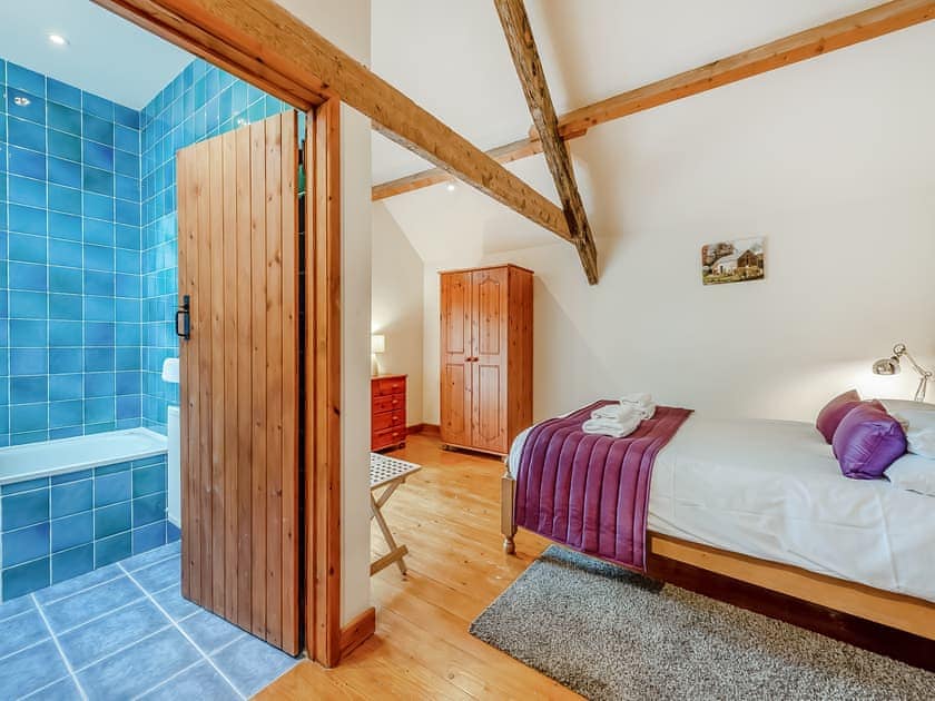 Double bedroom | Ysgubor Fawr - Cennen Cottages at Blaenllynnant, Gwynfe, Llangadog