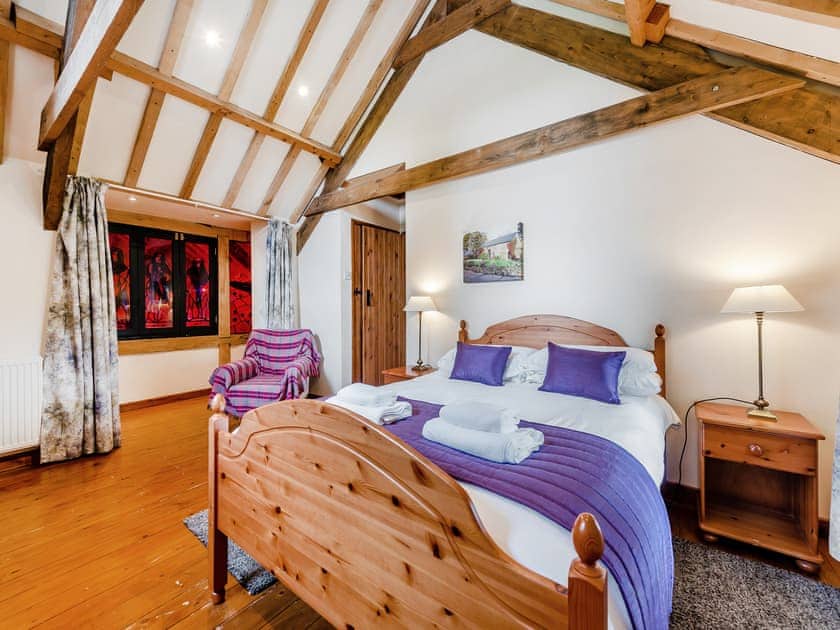 Double bedroom | Ysgubor Fawr - Cennen Cottages at Blaenllynnant, Gwynfe, Llangadog