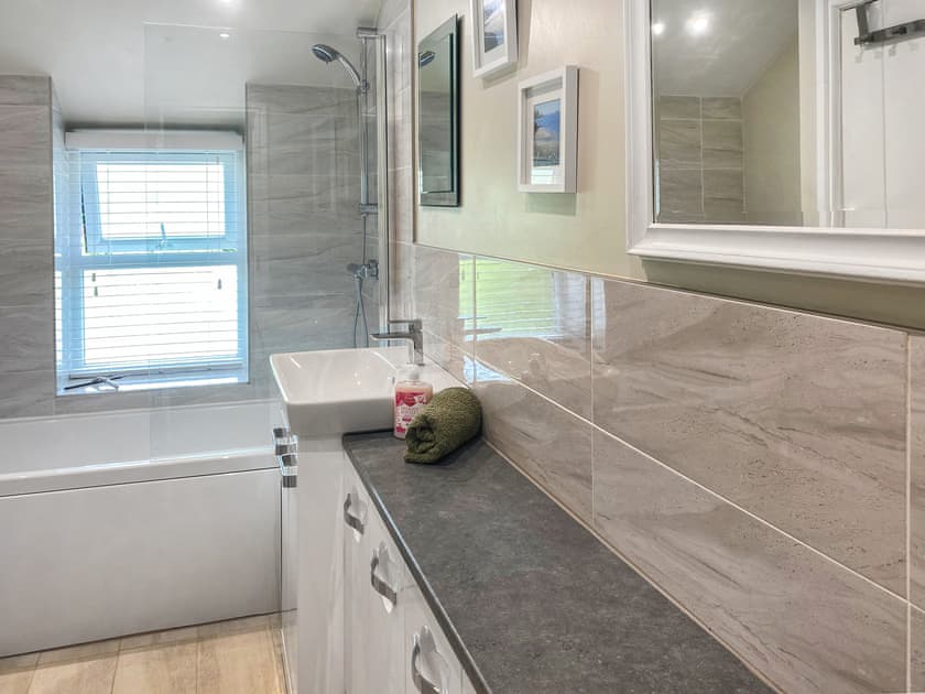 Bathroom | 1 Bronrallt, Penmaenmawr, near Conwy