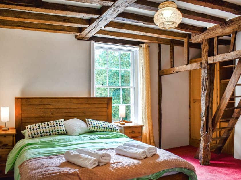 Double bedroom | Chilton Manor House, Sittingbourne, near Faversham