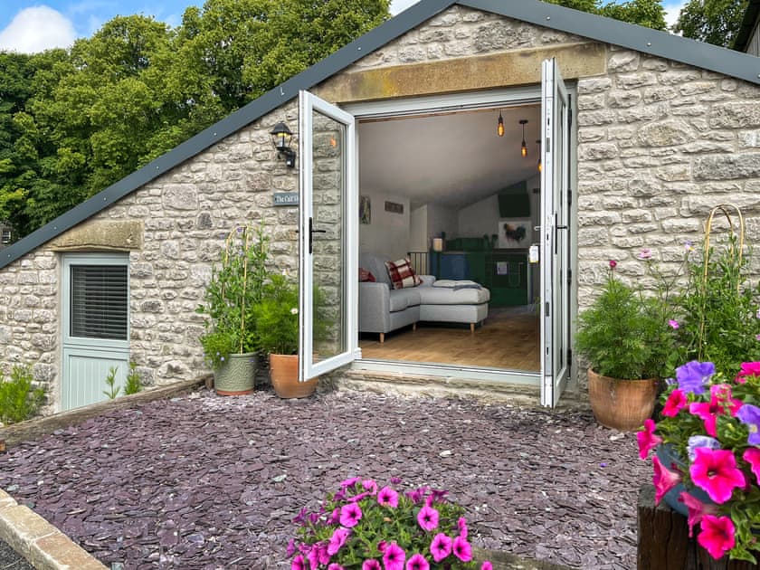 Outdoor | The Calf Shed, Buxton