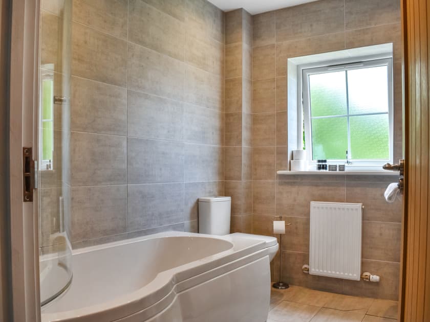 Bathroom | Haul Y Bore, Aberystwyth