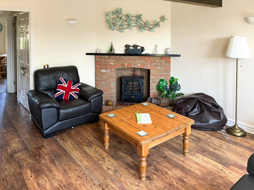 Living room | High Tide, Binfield, near Newport