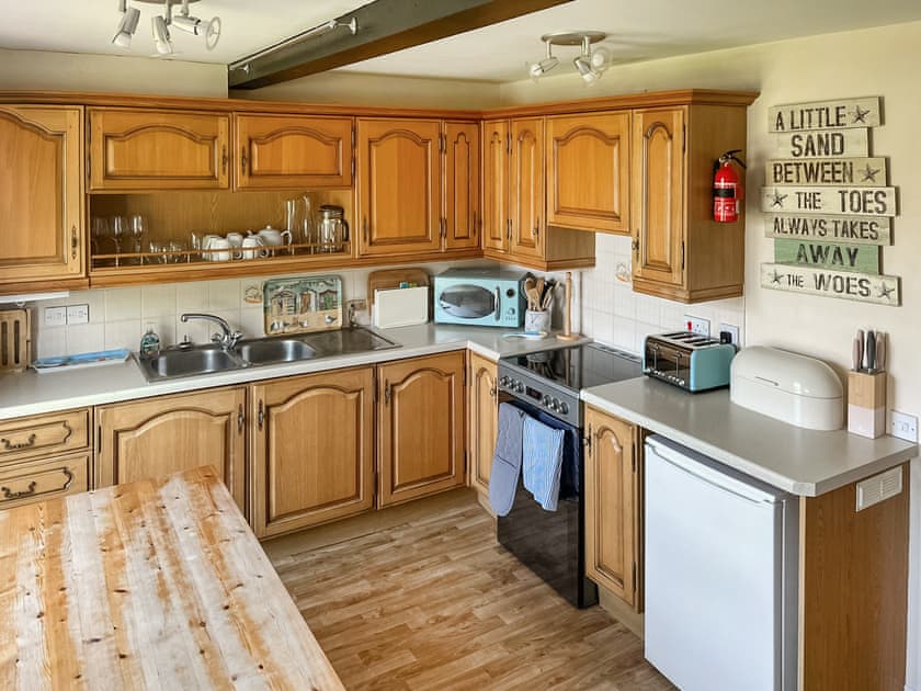 Kitchen | High Tide, Binfield, near Newport