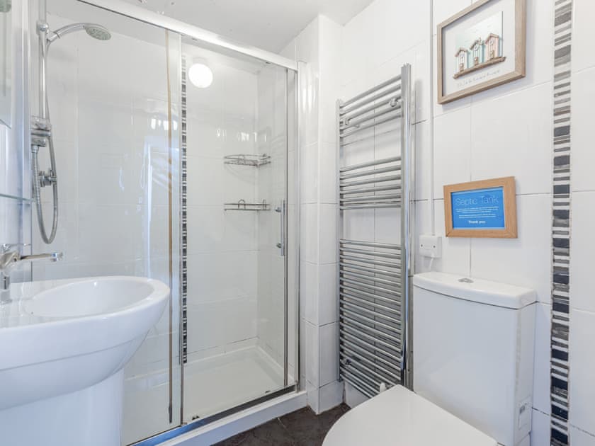 Shower room | Garden Cottage, Halwell, near Totnes
