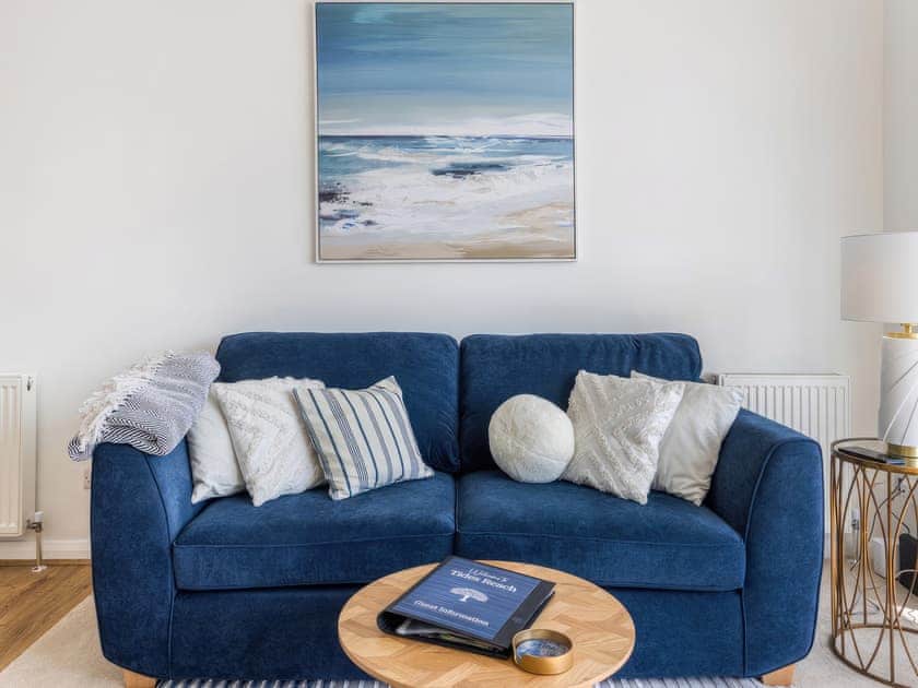 Living area | Tides Reach, Torquay Seafront