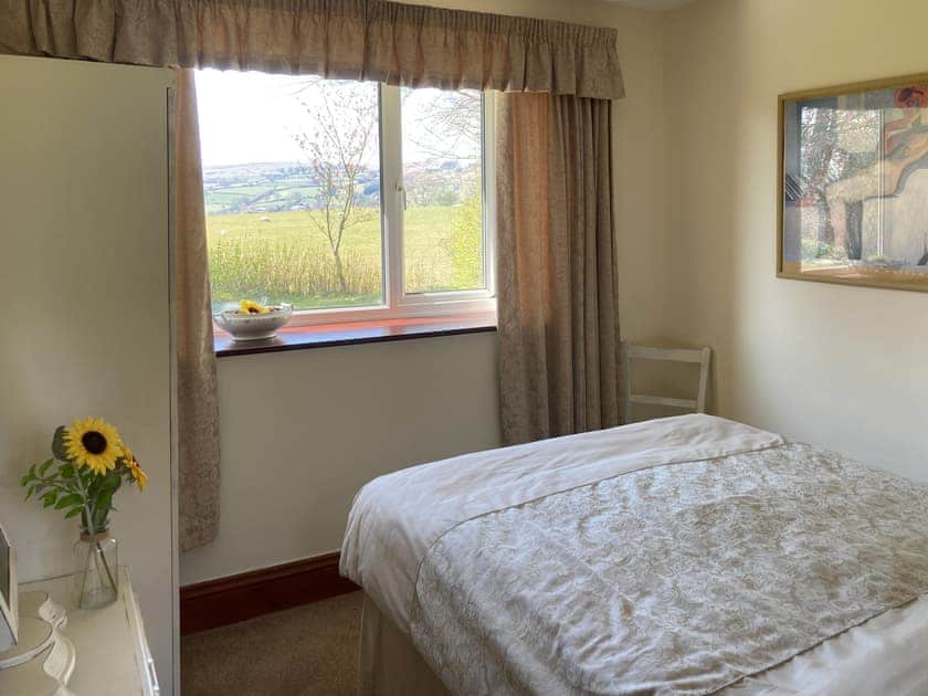 Double bedroom | Steep Holm - Hergest Ridge View, Kingswood, near Kington