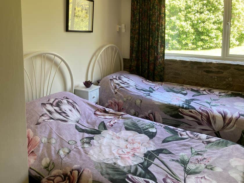 Twin bedroom | Steep Holm - Hergest Ridge View, Kingswood, near Kington