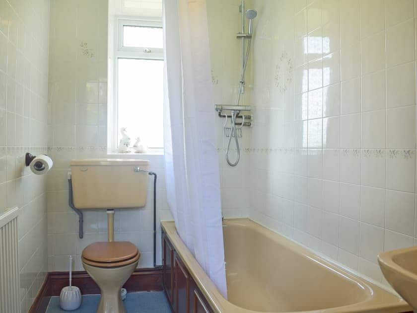Bathroom | Steep Holm - Hergest Ridge View, Kingswood, near Kington