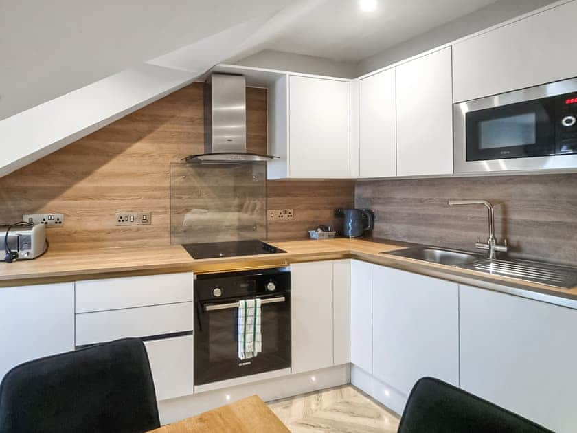 Kitchen | Belgrave holidays - No 4B - Belgrave House, Aberystwyth