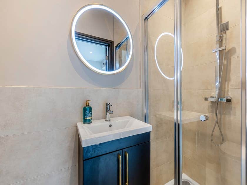 Bathroom | Craig Apartments- Slate House - Craig Apartments, Bowness-on-Windermere