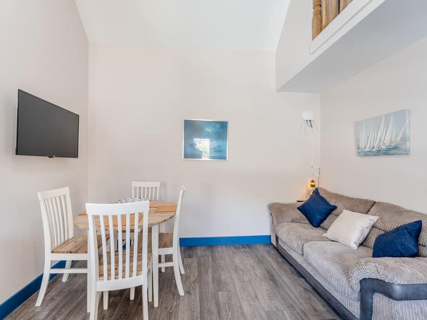 Open plan living space | The Boathouse - Heart of Scotland Holidays, Polmont, near Falkirk