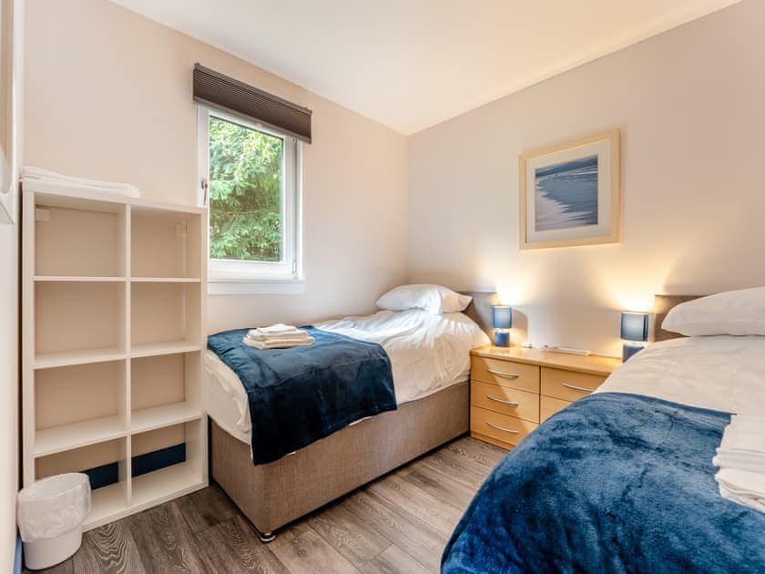 Twin bedroom | The Boathouse - Heart of Scotland Holidays, Polmont, near Falkirk