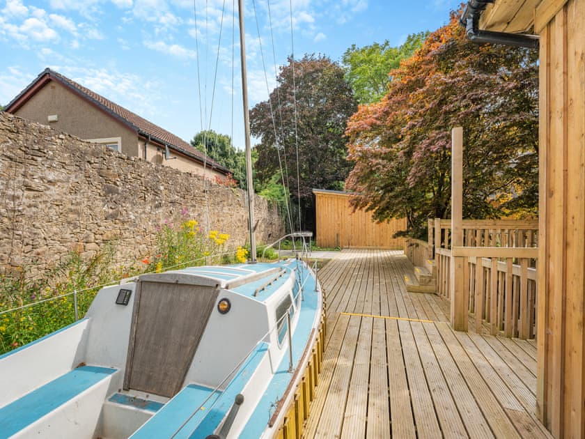 Exterior | The Boathouse - Heart of Scotland Holidays, Polmont, near Falkirk