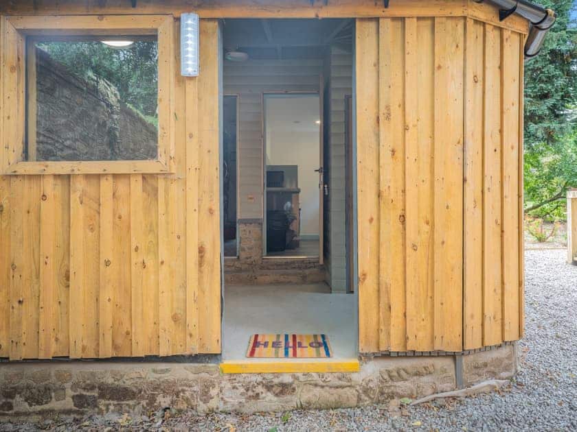Exterior | The Logstack - Heart of Scotland Holidays, Polmont, near Falkirk