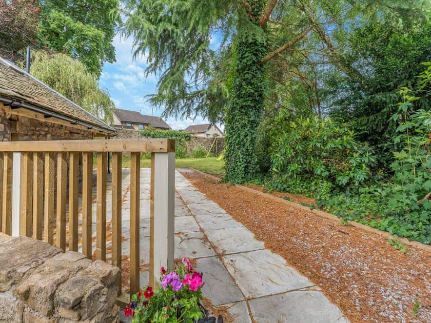 Exterior | The Bothy - Heart of Scotland Holidays, Polmont, near Falkirk