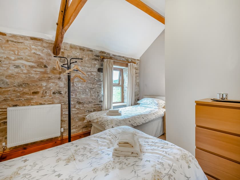 Twin bedroom | Lord Mayor’s Barn, Alston