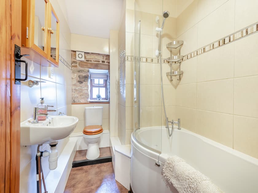 Bathroom | Lord Mayor’s Barn, Alston