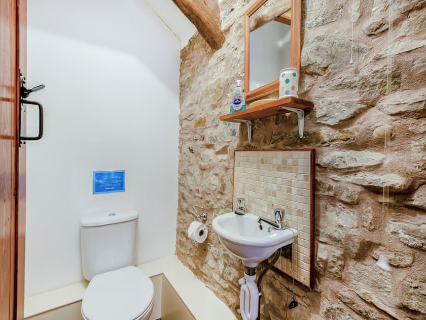 Bathroom | Lord Mayor’s Barn, Alston