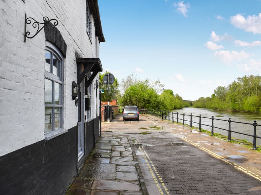 Exterior | Quay Cottage, Bewdley