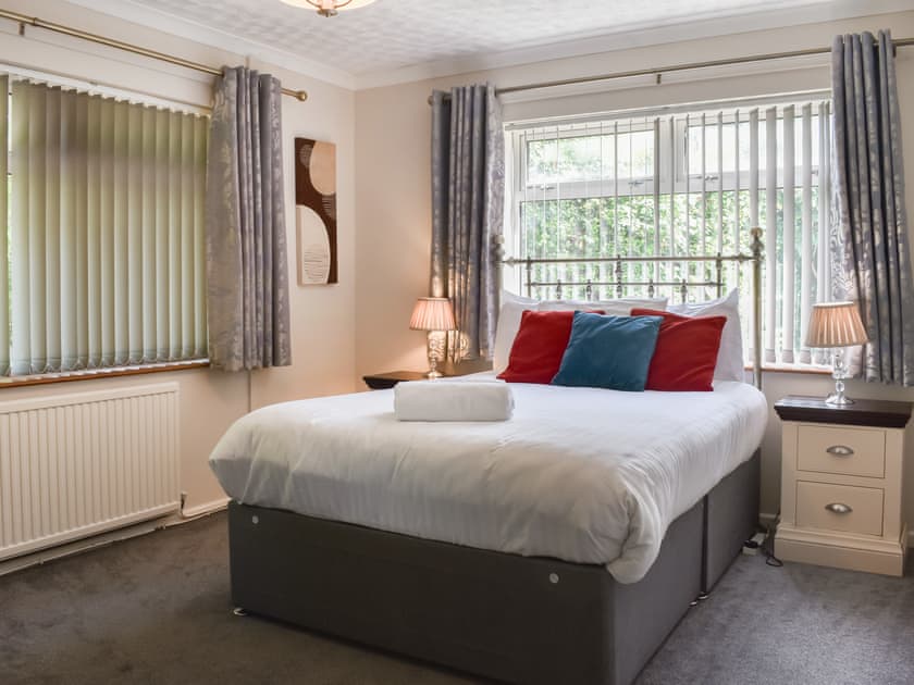 Double bedroom | Tan Y Gaer, Aberystwyth