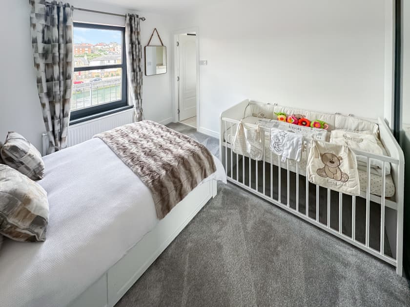 Double bedroom | Deas’ Wharf, Kirkcaldy