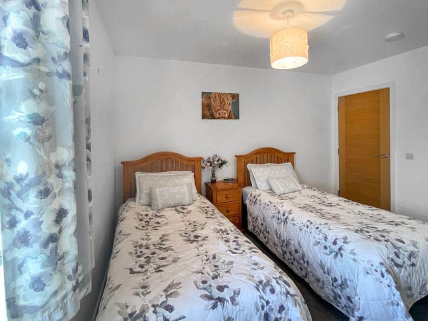 Twin bedroom | No. 8, Aviemore