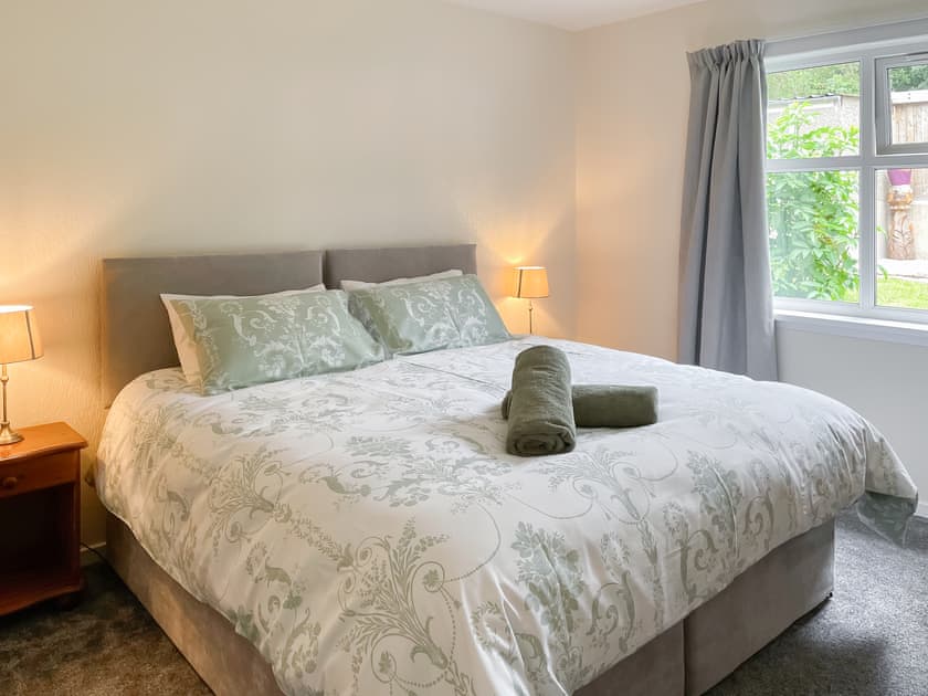 Double bedroom | Muir Cottage - Asloun Farmstay, Alford