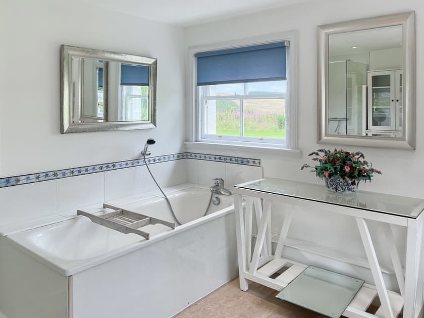 Bathroom | Crioch at Newlands, Glenisla, near Blairgowrie