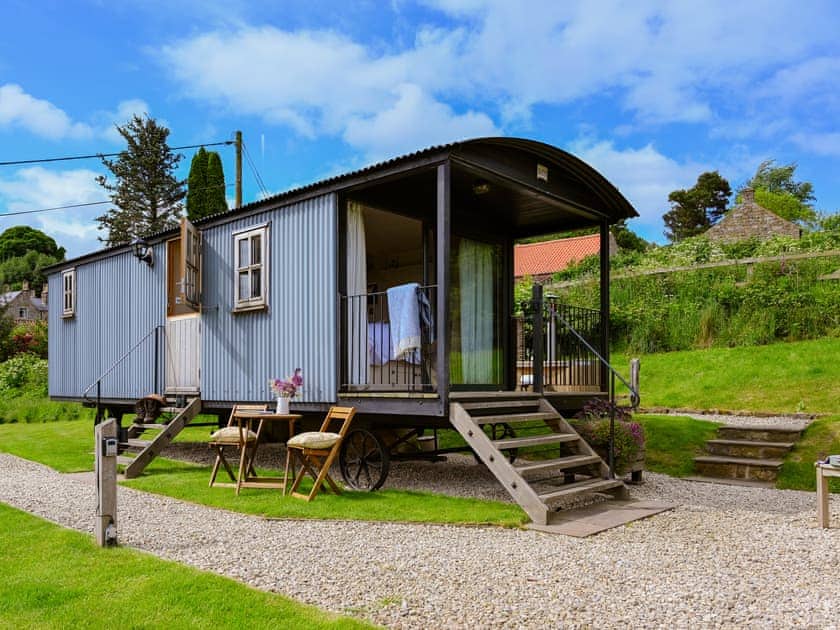 Exterior | The Dreamer’s Hut, Hawnby