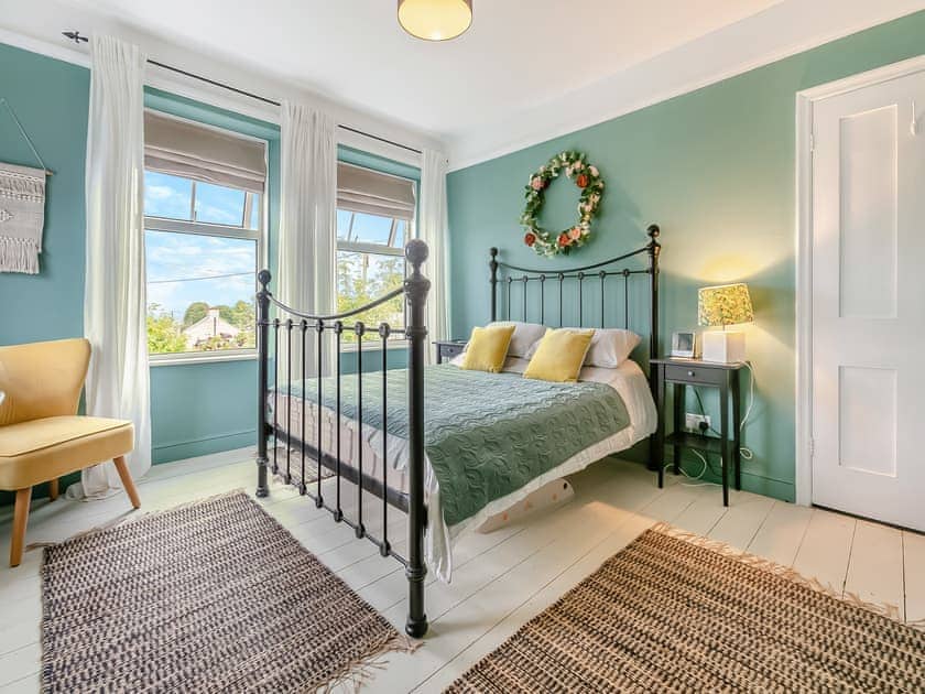 Double bedroom | Lanner Moon, Lanner