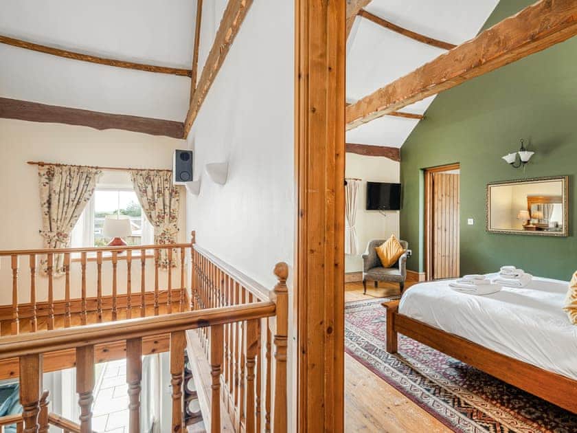 Double bedroom | Hawton - Tanylan Farm Cottages, Kidwelly