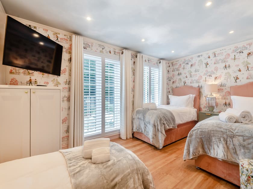 Bedroom | Woodlea Farm, Medstead, near Alton