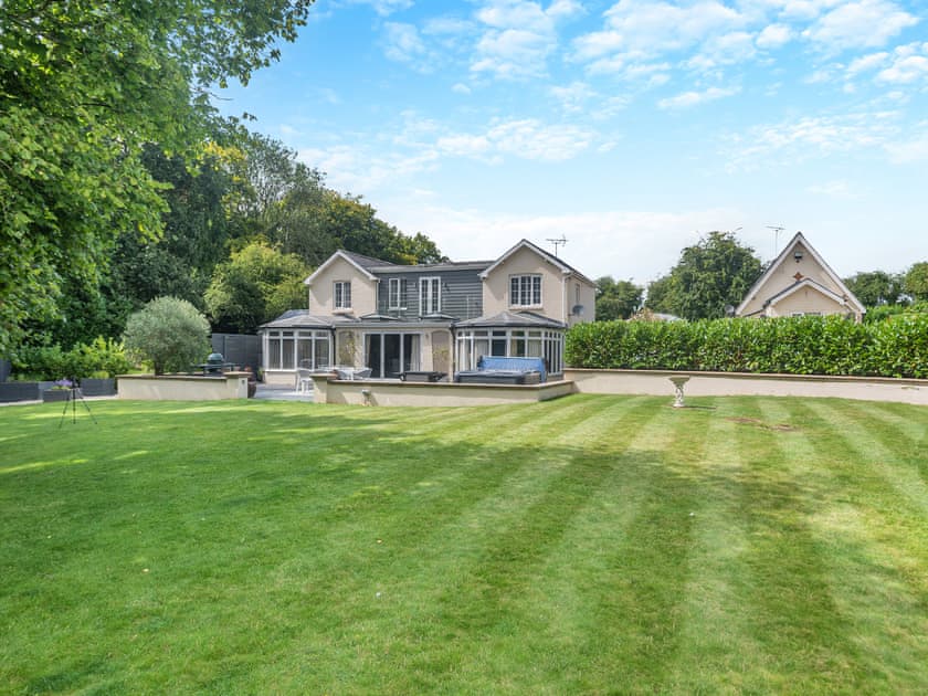 Garden | Woodlea Farm, Medstead, near Alton