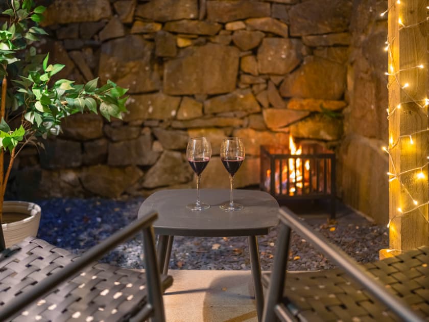 Patio | Llety Cariad, Bala