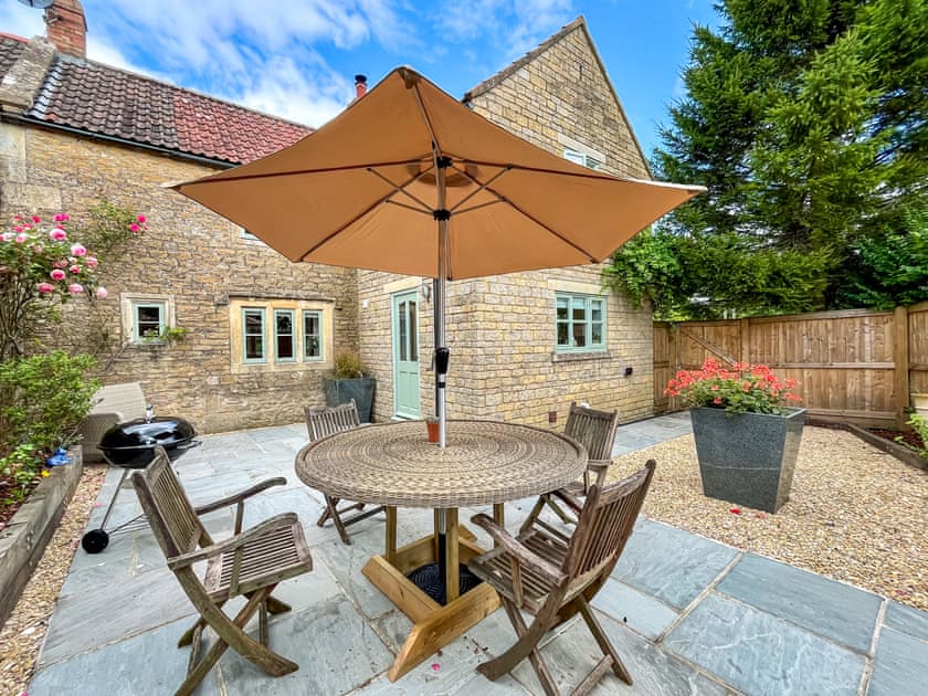 Outdoor | Oasis Cottage, Broughton Gifford, near Melksham